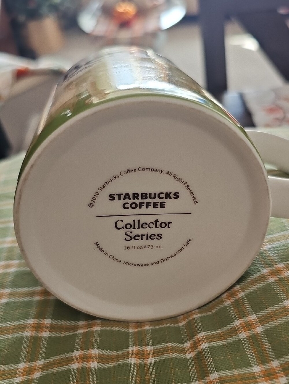 Starbucks White Mug with Green Accent and Beige Bear Illustration - Picture 3 of 6